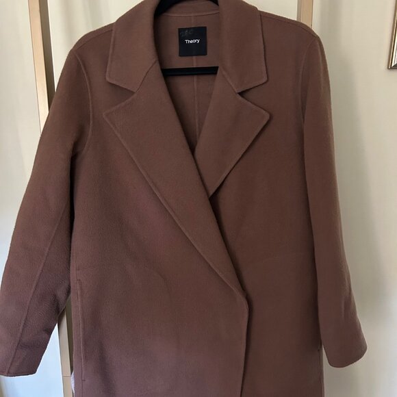Theory Wool-Cashmere-Blend Coat, size medium in great condition - Picture 2 of 5